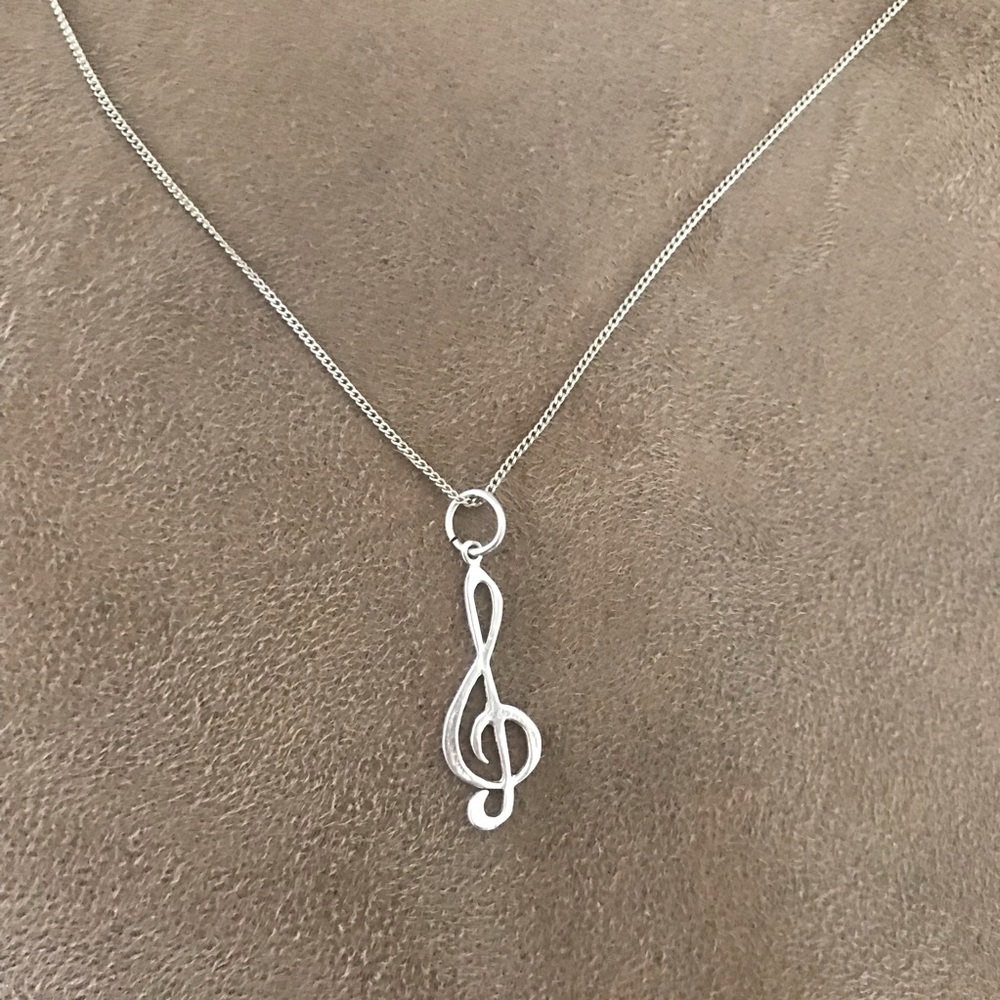 SALE🌼925 sterling silver music note necklace 🎵🎶